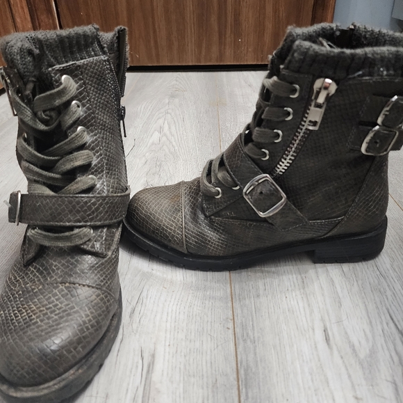 Just fab ankle boots - Picture 3 of 5